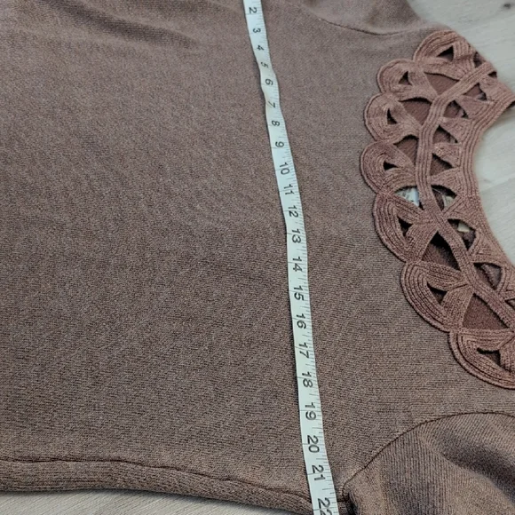 Buckle Taupe Knit Top - Picture 7 of 9